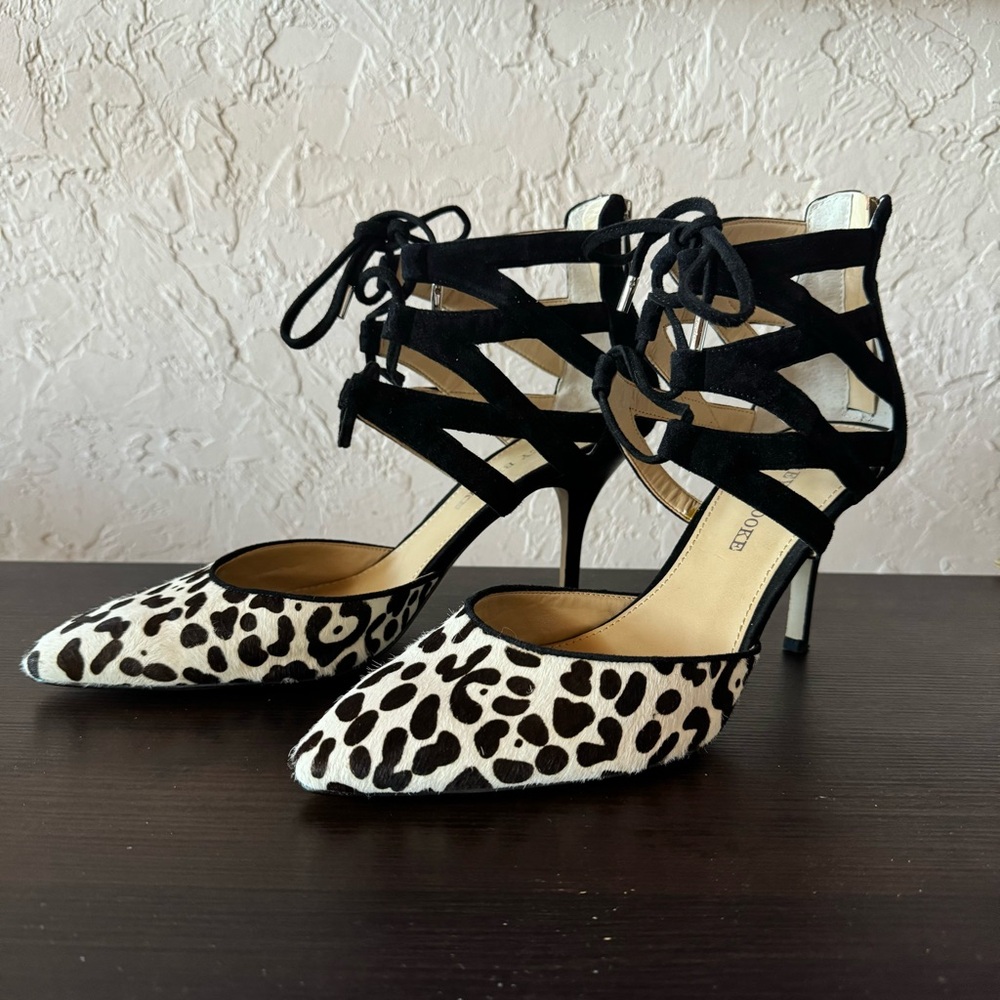 Audrey Brooke Animal print pump, sz 9, lace up heel, suede, cheetah,‎ black